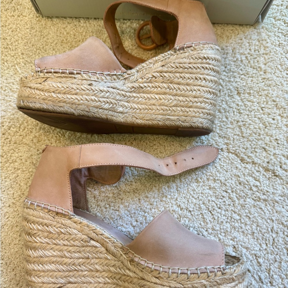 Marc Fisher Alida Wedges - Picture 4 of 10